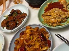 宫保两样-小吊梨汤·北京菜·烤鸭(长安商场-首都博物馆店)