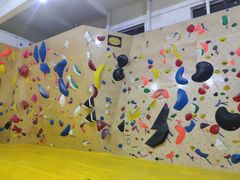 -问山MountQuest攀岩馆