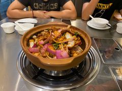 -胡须佬鸡煲四季火锅店(石厦西村直营店)