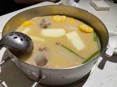 -肥仔文澳门猪骨煲(南京西路店)