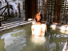 -裕龙汤泉