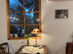 -In Cafe隐食研室