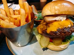 黑松风味露鹅肝和牛堡-bluefrog蓝蛙(水游城店)