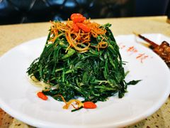 红柳枝凉菜第一道-红柳枝滩羊烧烤·非遗