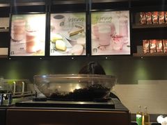 -星巴克臻选(南京金茂览秀城店)