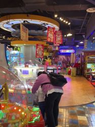 -卡通尼乐园(五彩世界店)