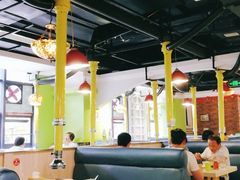 大堂-爱客得牛排海鲜烤肉·火锅自助(春熙路黑金好店)