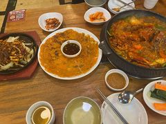 -喇喇排骨火锅·传统韩式脊骨汤(望京西园总店)