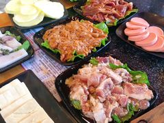 -赞酱川式烤肉(蜀都万达店)