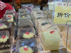 -红宝石·鲜奶小方·海派西点房(控江店)