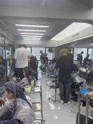 -宫铭烫发染发接发店