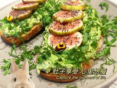 无花果手撕鸡肉tapas-Toris(LuOne凯德晶萃广场店)