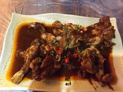 -巴厘龙虾·榜首油焖大虾(音乐学院·沿江酒馆店)