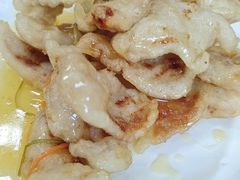 -东北风味思缘食府(对湖路店)