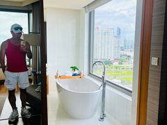 -阿瓦尼河滨曼谷酒店