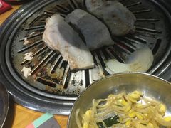 -老炉家木炭烤肉(长江国际店)