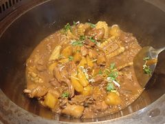 -山河屯铁锅炖·非遗东北菜(南山店)