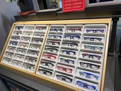 -镜客眼镜(浦江欢乐颂店)