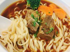 -康师傅私房牛肉面(申虹店)