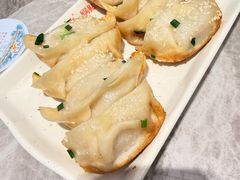 -小姜锅贴(凤凰街店)