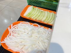 -欢乐牛香(东海二路店)
