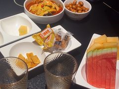 -辣尚瘾·烤鱼·新川菜(牡丹园直营店)