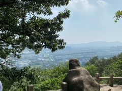 -灵岩山风景区