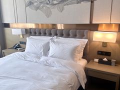 -乔治莫兰迪酒店(济南解放路山东大学店)