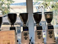 -HUGS coffee(东区店)