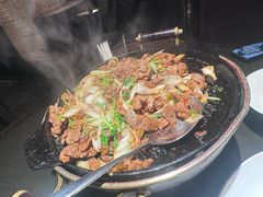 炙子烤呼伦贝尔羔羊肉-喜悦烤鸭·新京菜(王府井店)