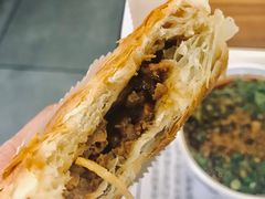 -荀记肉夹馍(三八家乐福店)