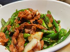 辣椒炒肉-格塘人家·山泉水煮鱼(望兴家园店)