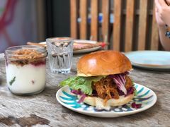 手撕猪肉汉堡-RAC BAR(安福路店)