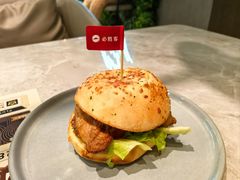 -必胜客(上海新南方商城PH店)