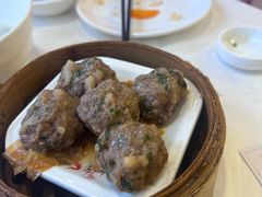 -万山楼海鲜酒家·二十三年老字号