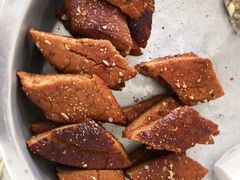 -ခြောက်ထပ်ကြီးရွှေသာလျောင်းဘုရားကြီး