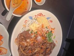 -大头虾越式风味餐厅(光明广场店)