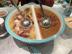 -姚姚酸菜鱼·金戈戈香港豉油鸡(喜荟城联名店)