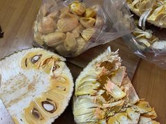-雨露空间(嘉善万联城店)
