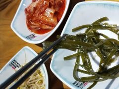 -唯成•韩国炭火烤肉 유성고기