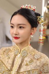 -艾米丽婚纱礼服