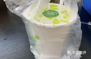 Freshly Scooped Tofu Pudding