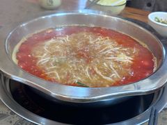 -黄利砖万峰林布依特色酸笋牛肉馆