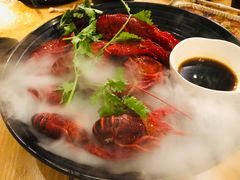冰镇龙虾-游园觅食记夜市·小龙虾大排档