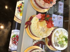 -花花卷卷·鲜食蛋糕(静安久光百货店)