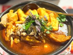-老表记广西宵夜螺蛳鸭脚煲(东盟店)