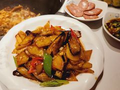 -玺炖·中国铁锅炖(南京东路店)