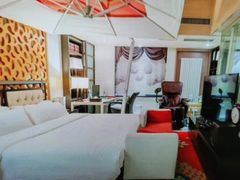 -喜鹊愉家酒店(郑州曼哈顿博览中心地铁站店)