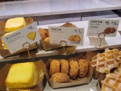 香肠多拿-巴黎贝甜(来福士店)