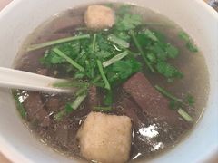 -佬钱湾仔(衣裳街店)